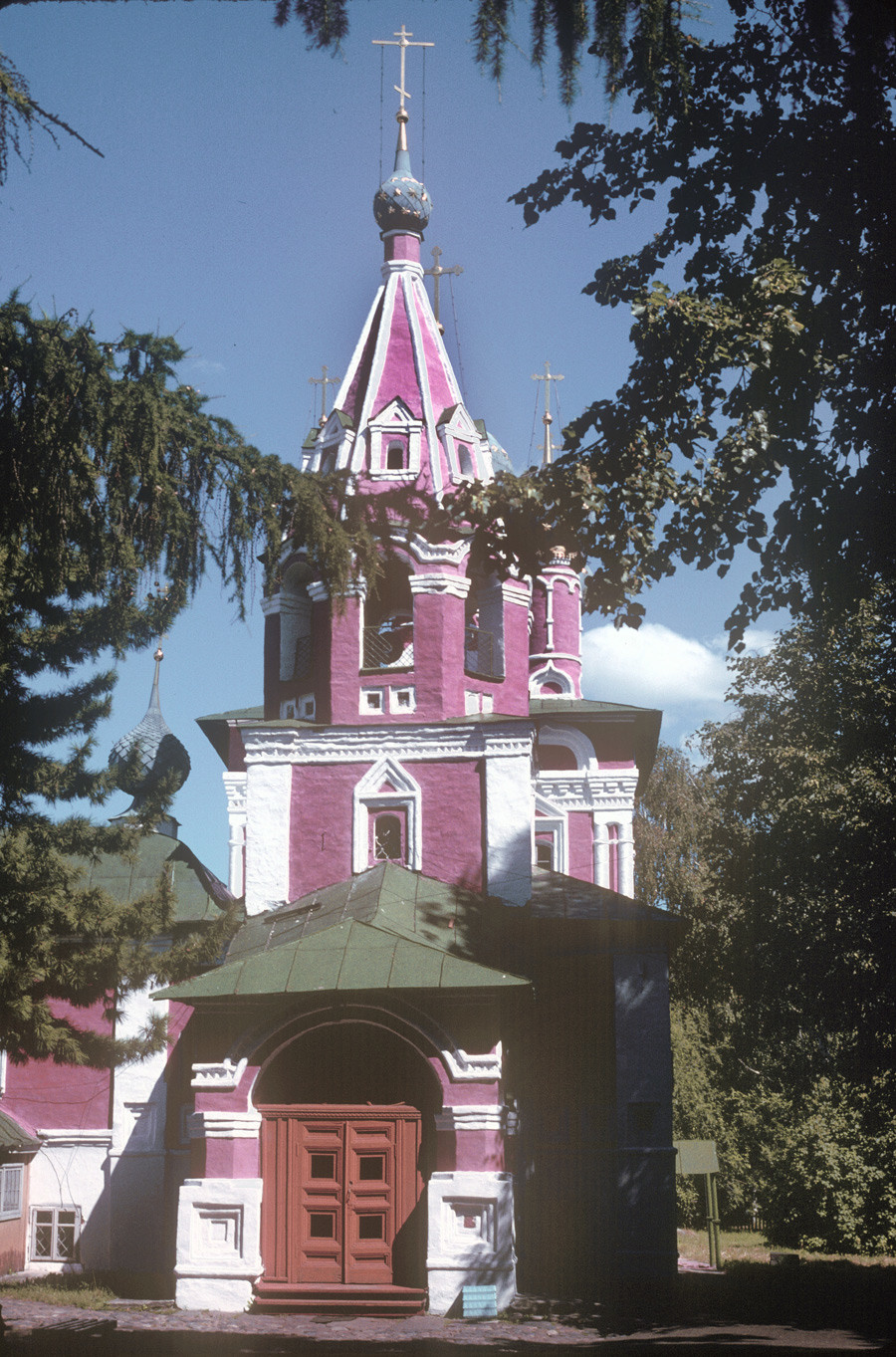 Church of Tsarevich Dmitry. West view with bell tower over main entrance. July 30, 1997.