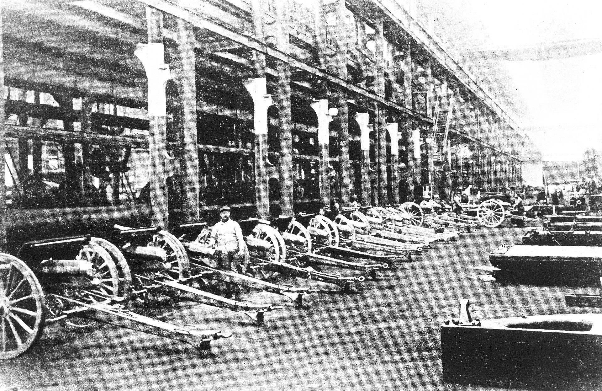 En 1916, la industria rusa superó el déficit de suministros de guerra.