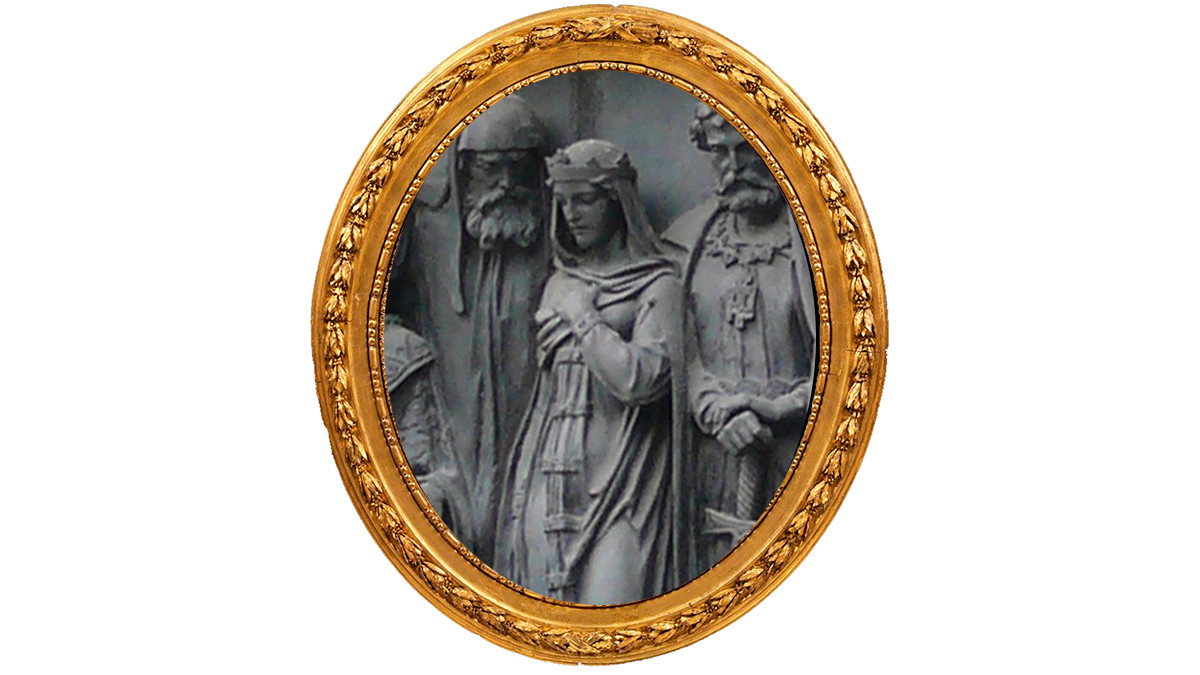 Anastasija Romanova na spomeniku 