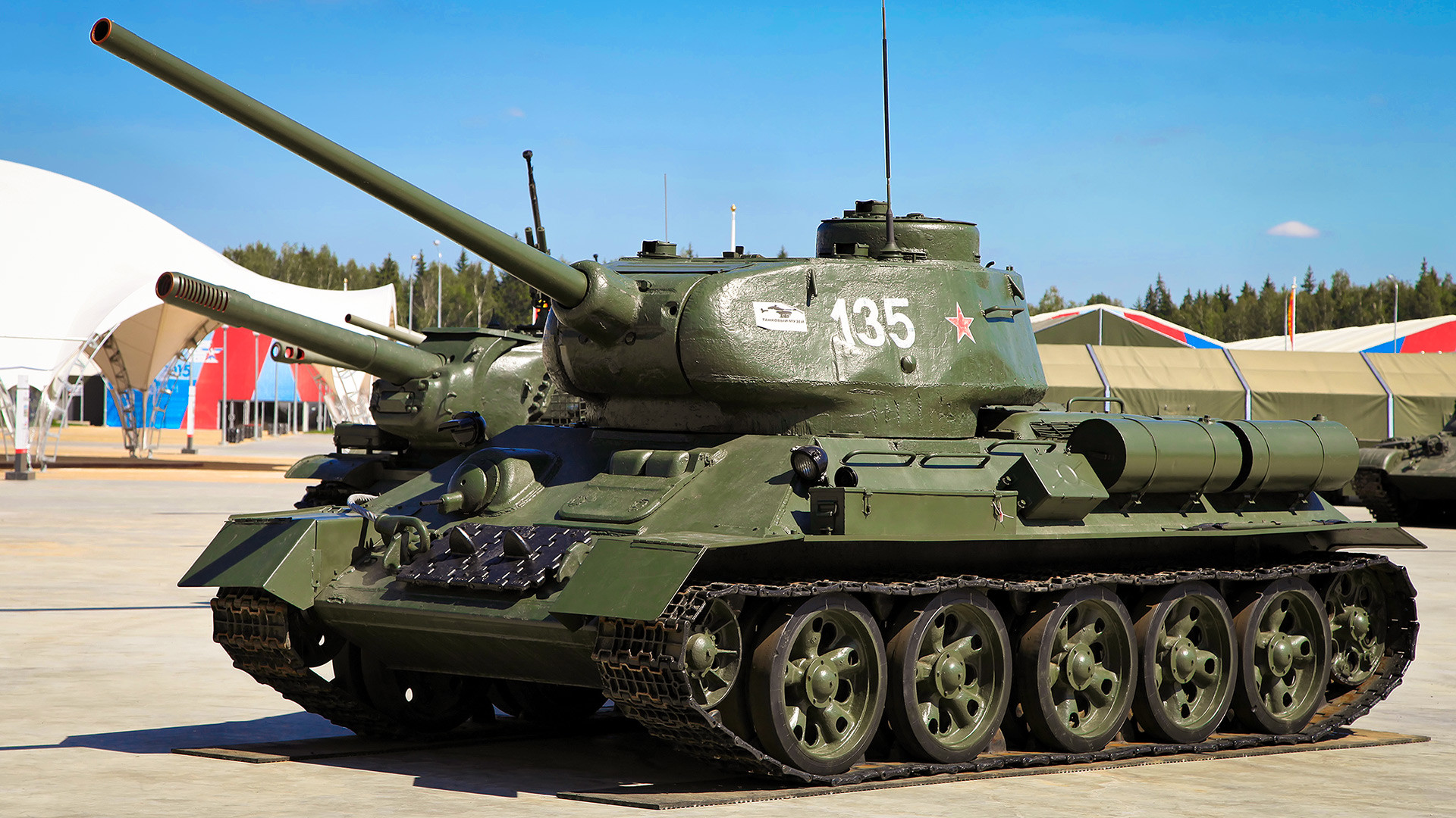 Рос 34. Танк т-34-85. Т 34 85. Танк т34. Военный танк т 34.