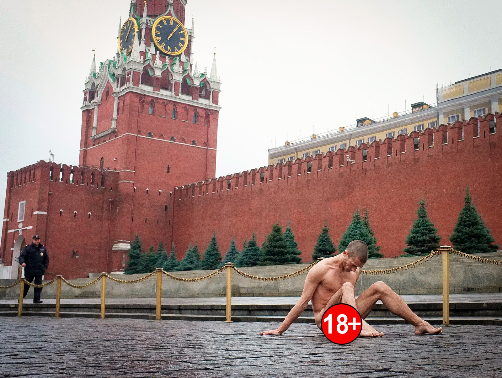 Акция Павленского на Красной площади