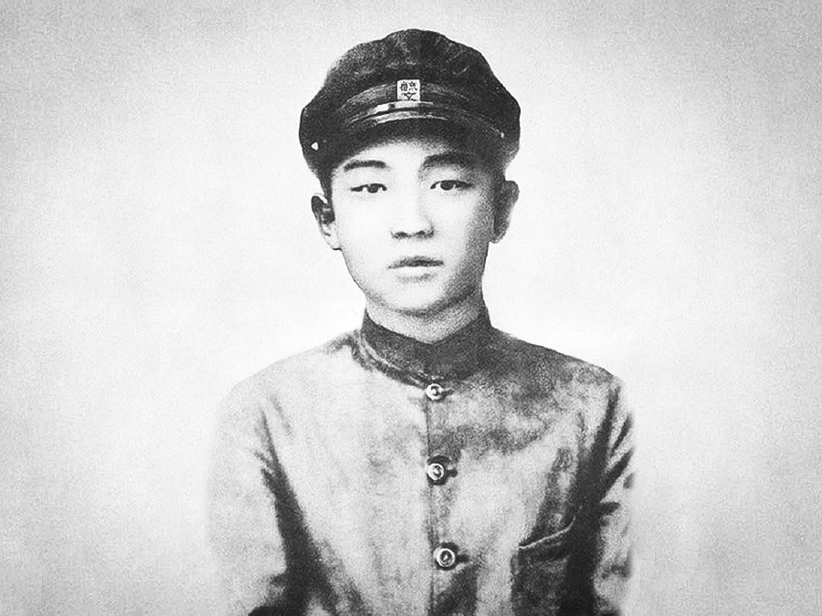 Kim Il-sung 1927. godine.
