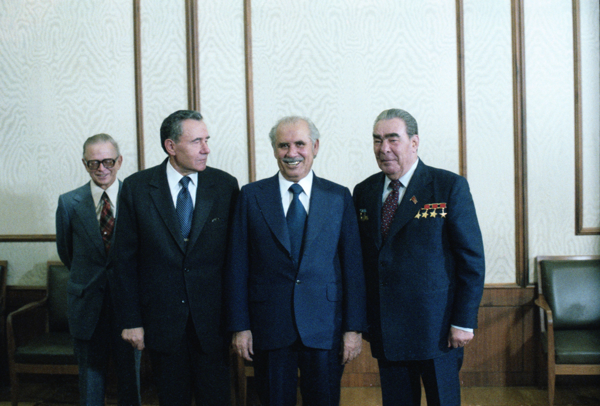 Москва, СССР, 10 септември 1979 година. Леонид Брежњев и генералниот секретар на Народно-демократската партија на Авганистан Нур Мухамед Тараки.