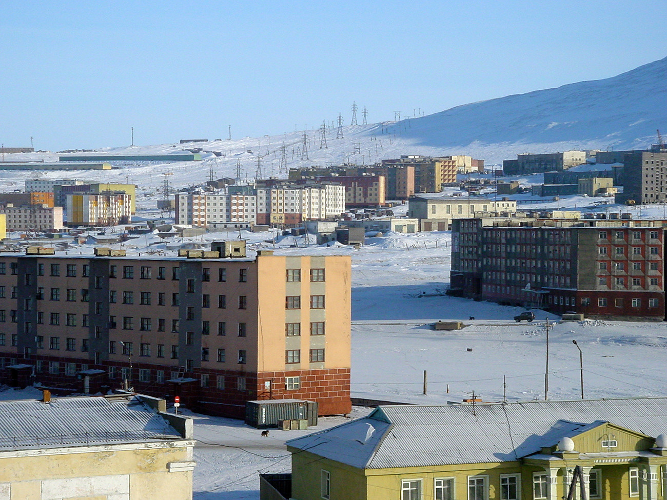 Arktično obalno mesto Pevek, Čukotka, Rusija