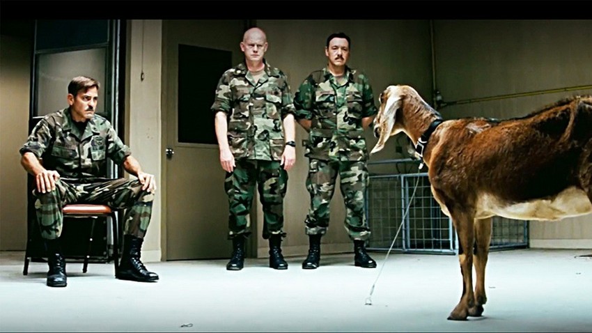 Можда су и војници из филма „Људи који зуре у козе“ („The Men Who Stare at Goats“, 2009) такође велики парапсихолози.