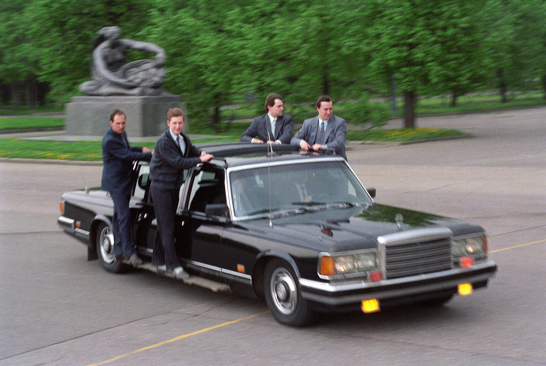 1991年。ロシア連邦警護庁の職員たち。ロシア連邦警護庁の前身はソ連国家保安委員会 (KGB) 第9局だ。