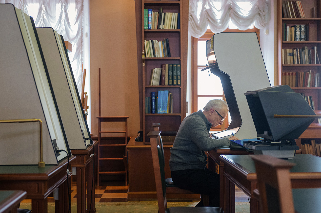 thesis section in library