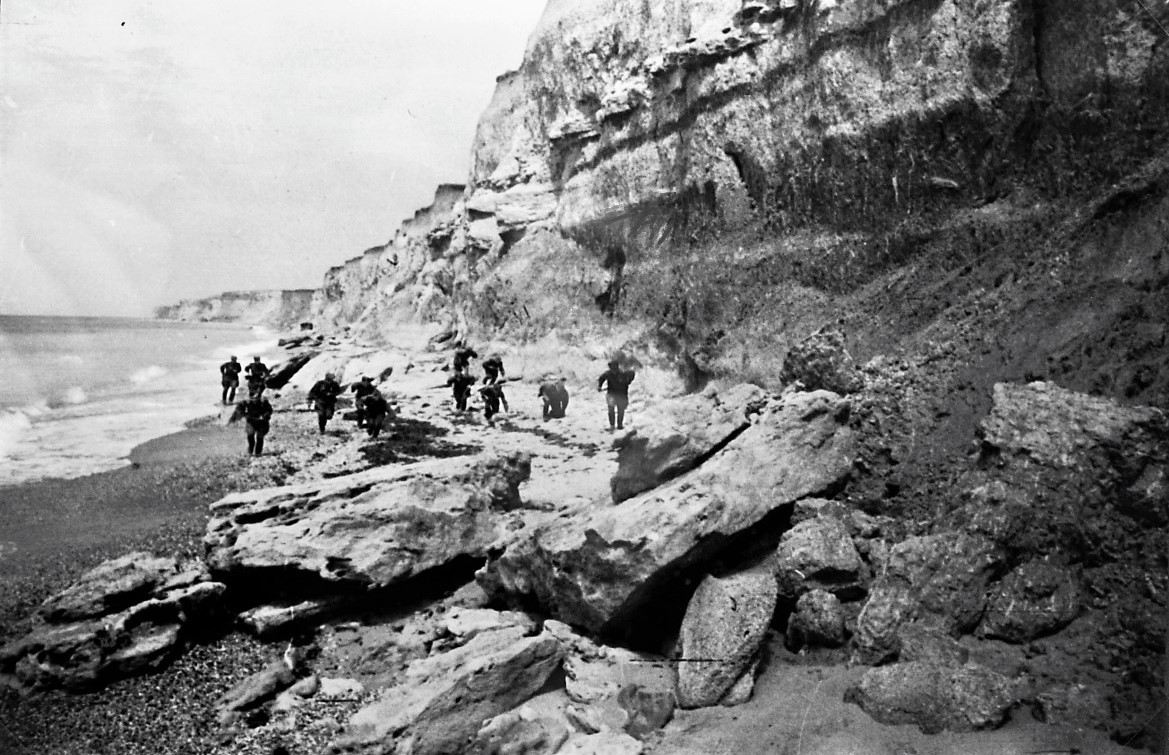 Sovjetski vojaki med prodorom proti Sevastopolju
