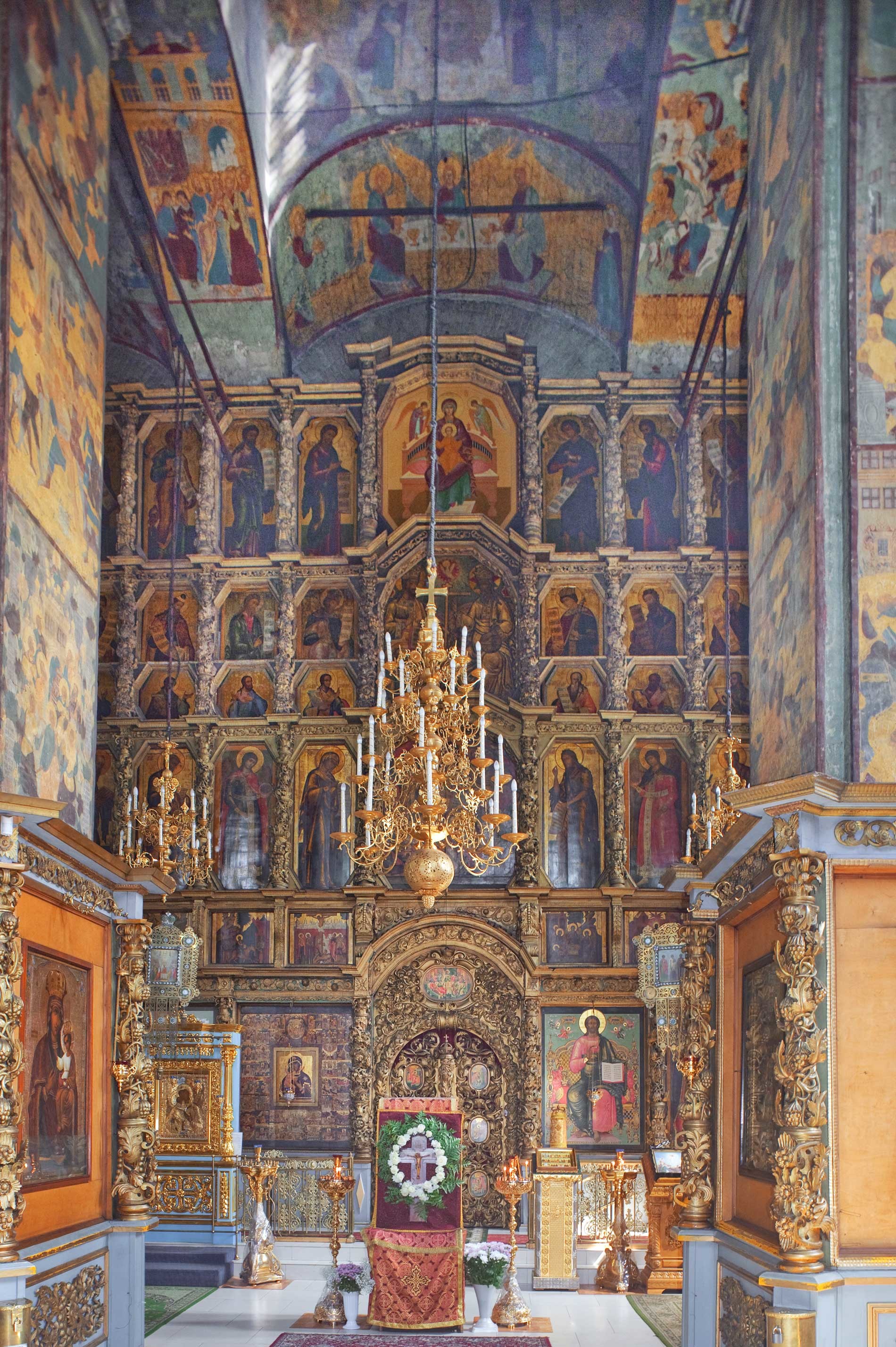 Church of the Feodorovskaya Icon of the Virgin. Interior, view east toward icon screen. August 14, 2017.