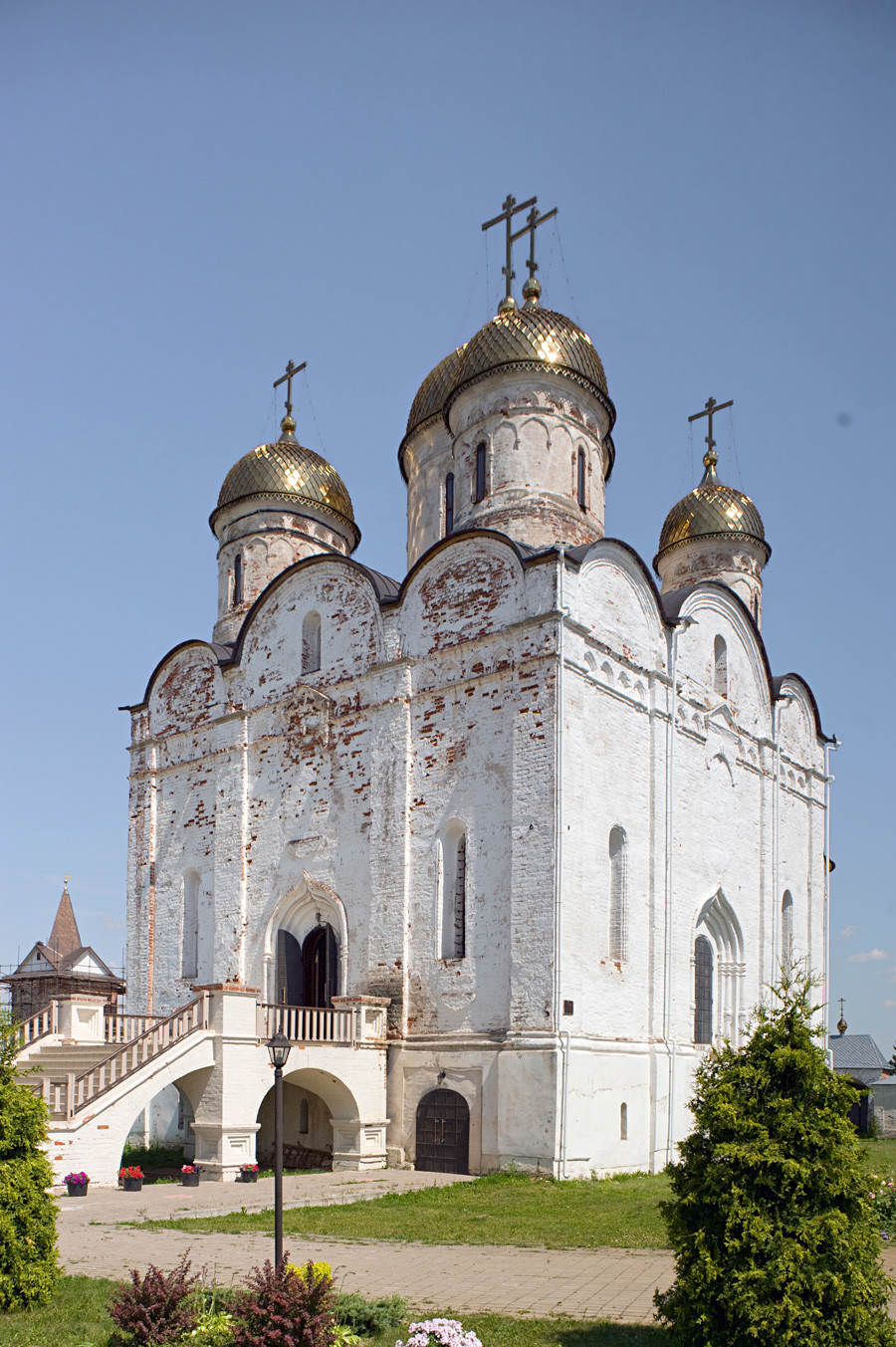 Luzhetsky Monastery. Cathedral of Nativity of the Virgin, southwest view. July 5, 2015.