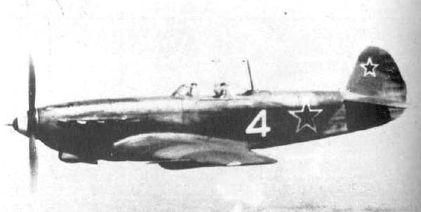 Yak-9M.