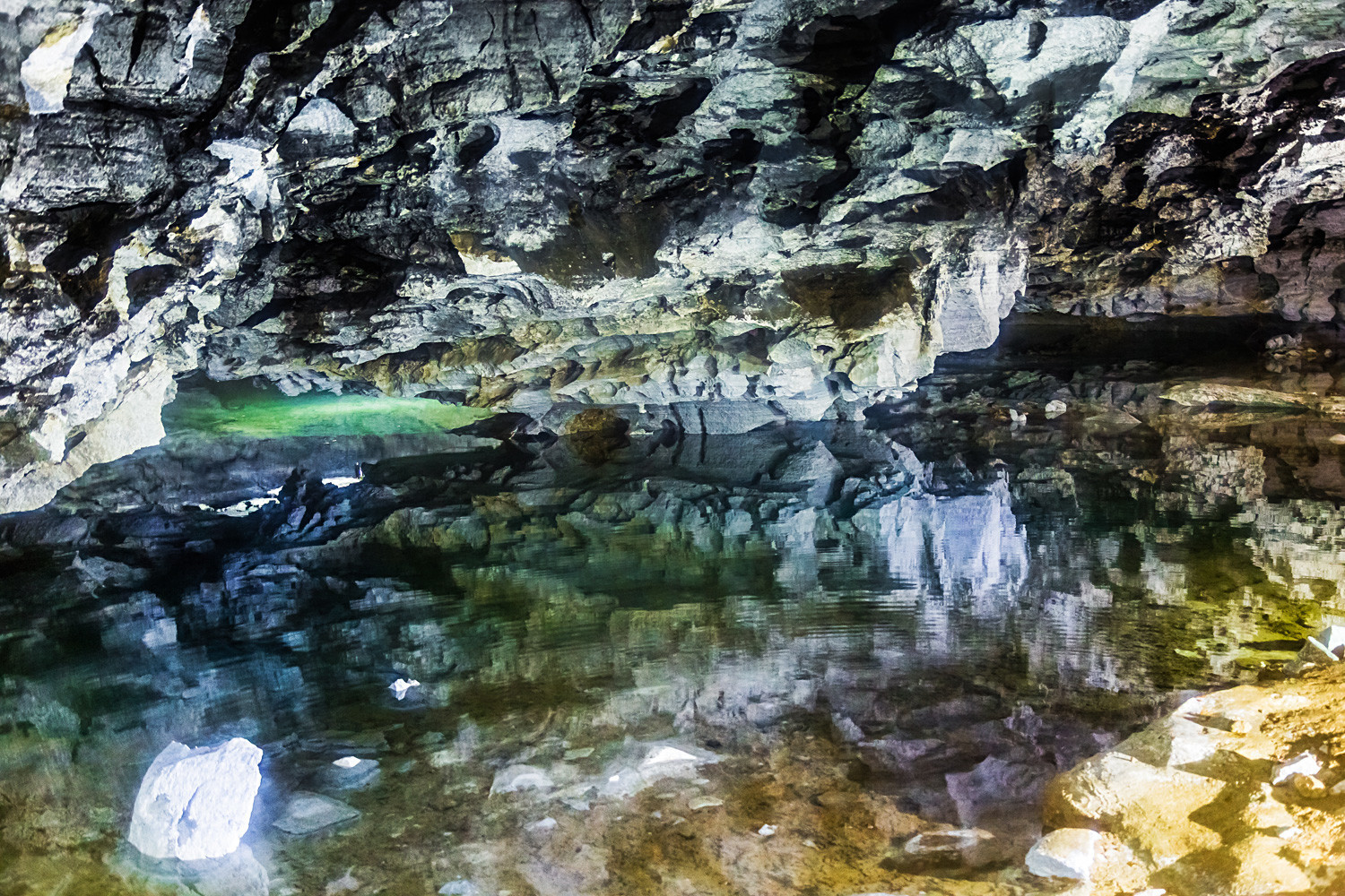 Todos os mistérios das Grutas de Sáblino - Russia Beyond BR