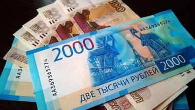Дали се менува глобалниот тренд: БРИКС сѐ повеќе тргува во рубли