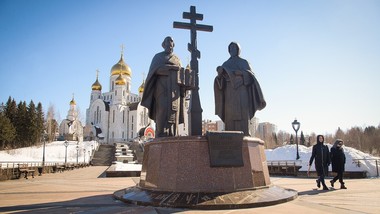5 најинтересни споменици на светите браќа Кирил и Методиј во Русија