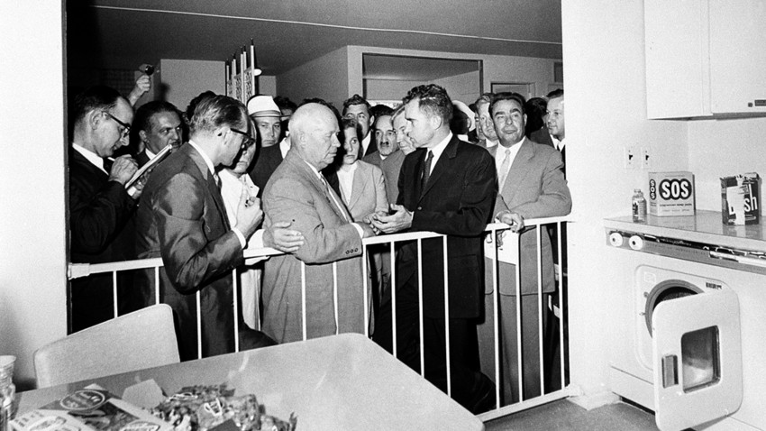 Nikita Khrushchev, the leader of the USSR, talking to the U.S. Vice-President Richard Nixon, 1959.