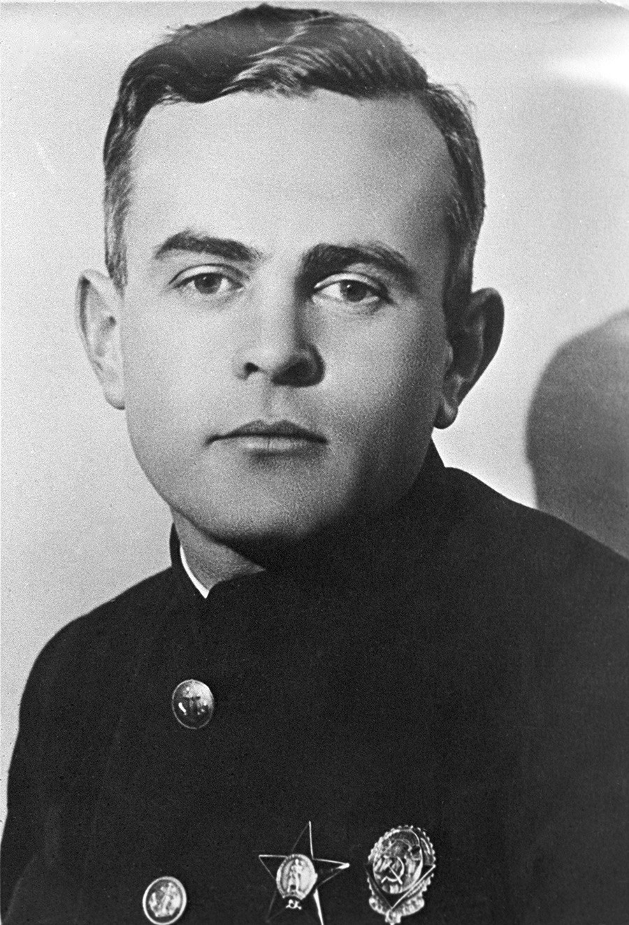 ピョートル・シルショフ。海運人民委員（大臣）、シルショフ記念海洋大学の設立者と最初の学長。