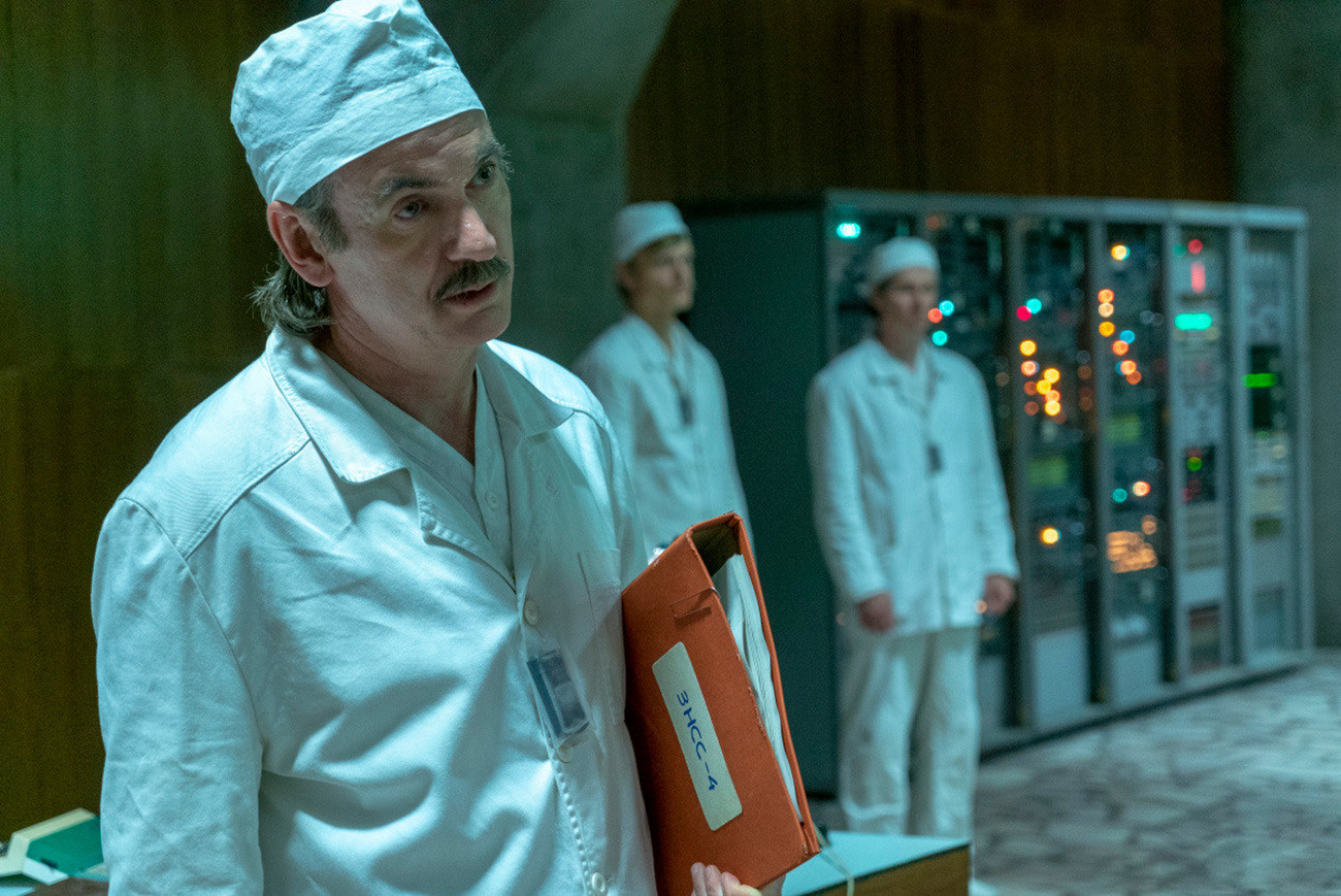 Paul Ritter als Anatoli Djatlow in in der HBO-Miniserie „Chernobyl“