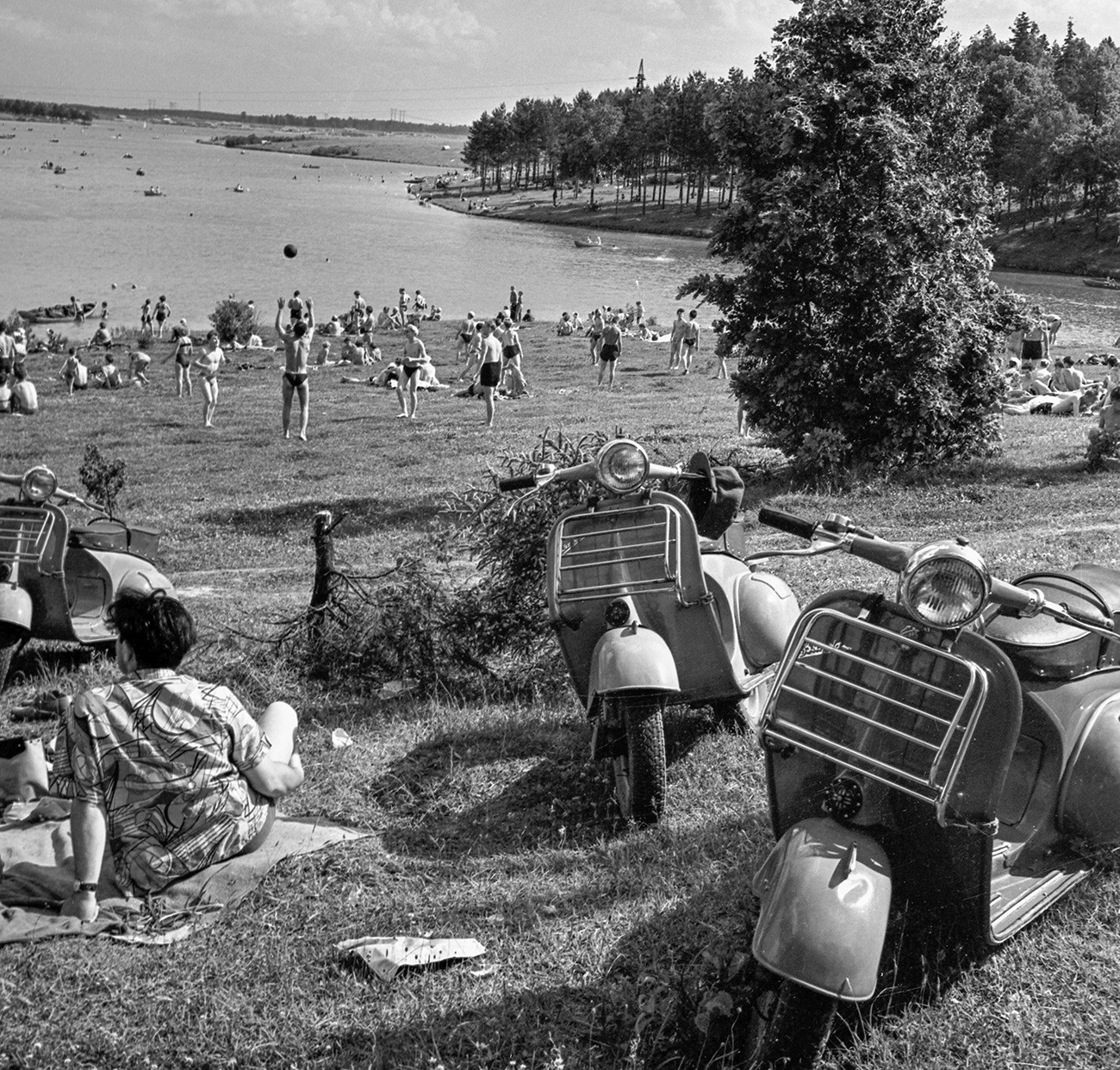 russian woman tourist beach