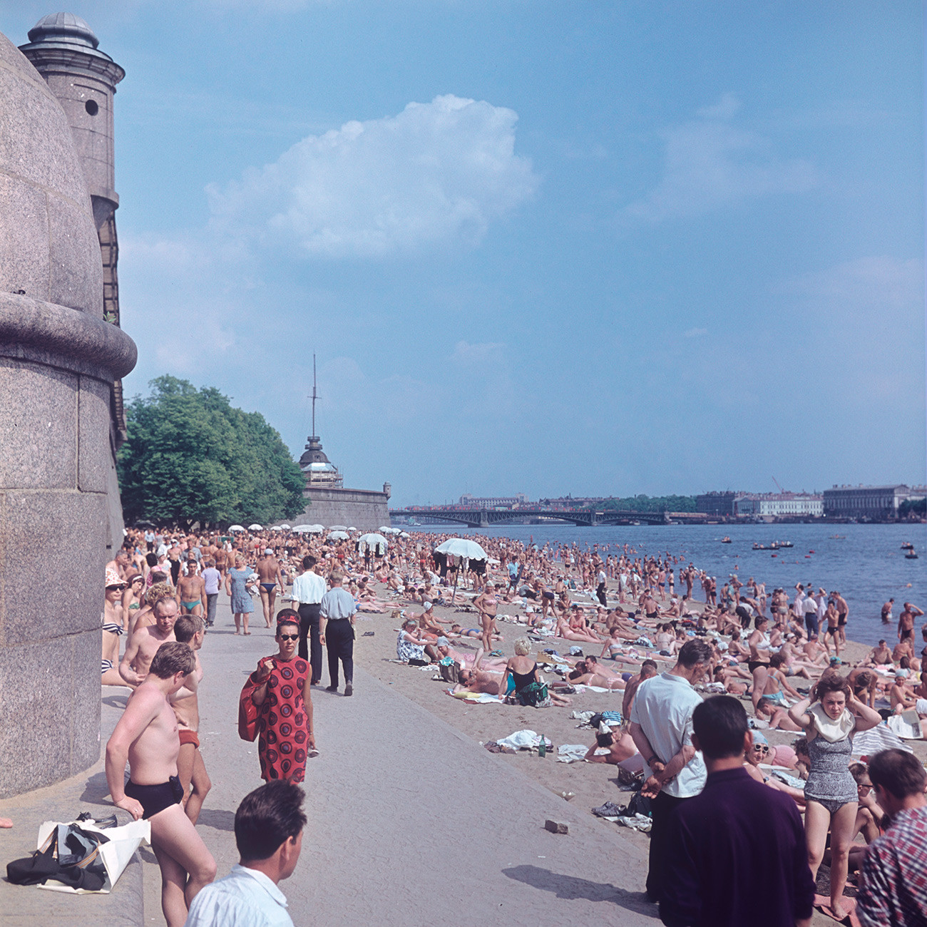 russian woman tourist beach