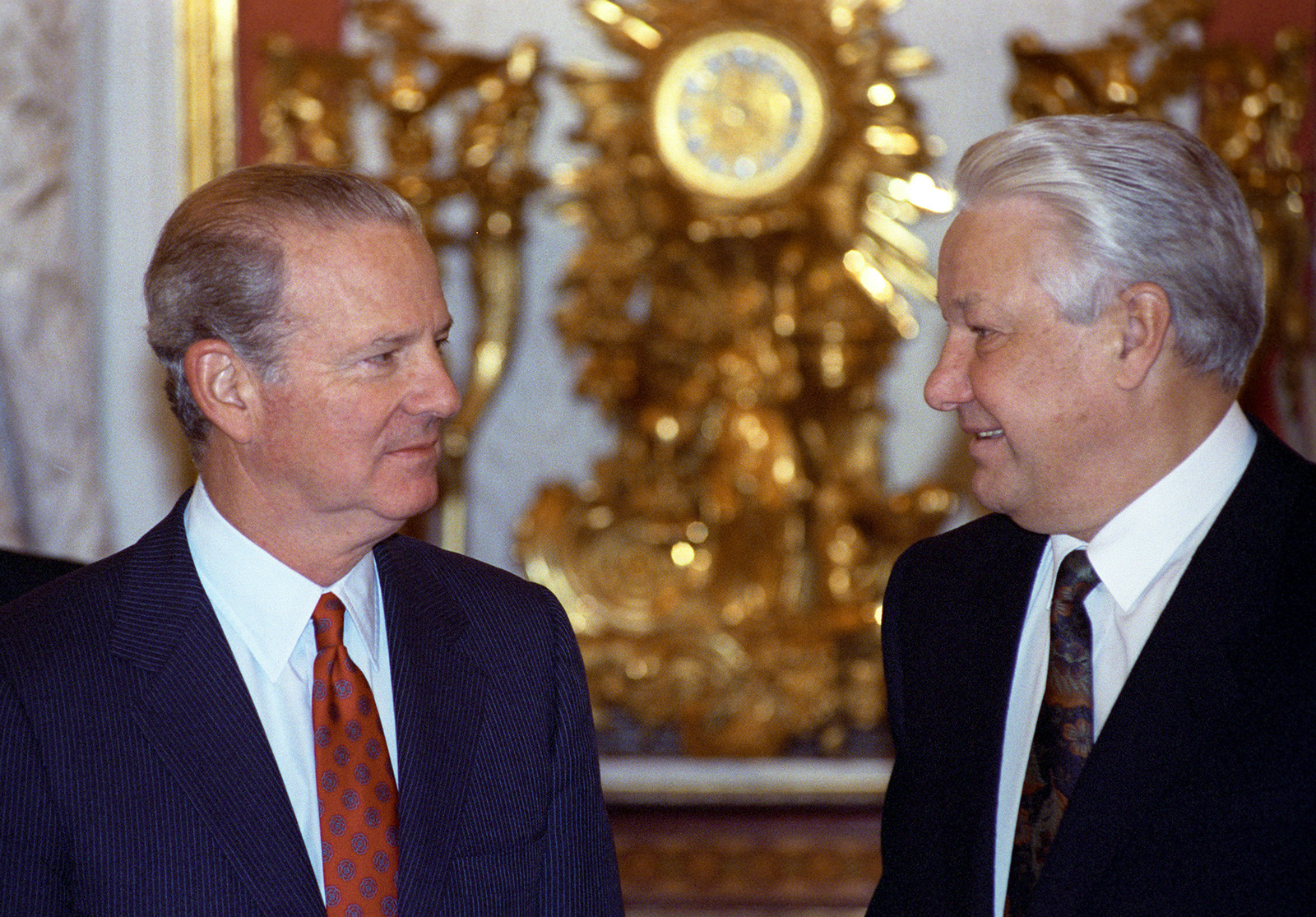Президент Борис Н. Ельцин и Джеймс Бейкер, государственный секретарь США 