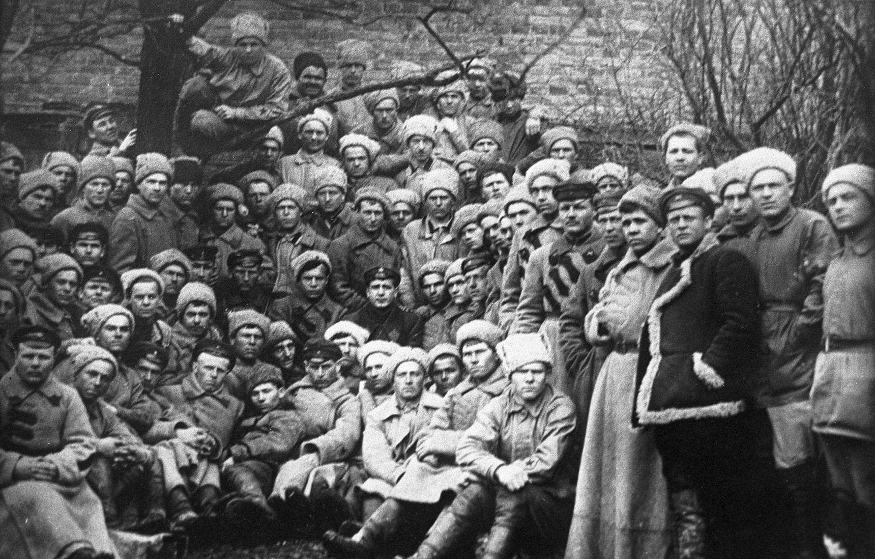 Crveni kozaci prije napada na utvrdu na Perekopu (Krim), posljednje uporište bjelogardijaca pod zapovjedništvom generala Petra Vrangelja. Studeni 1920.