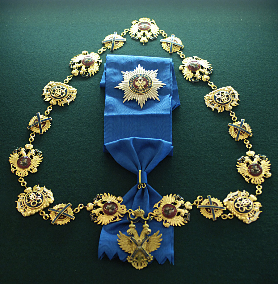 The chain of the Order of St. Andrew