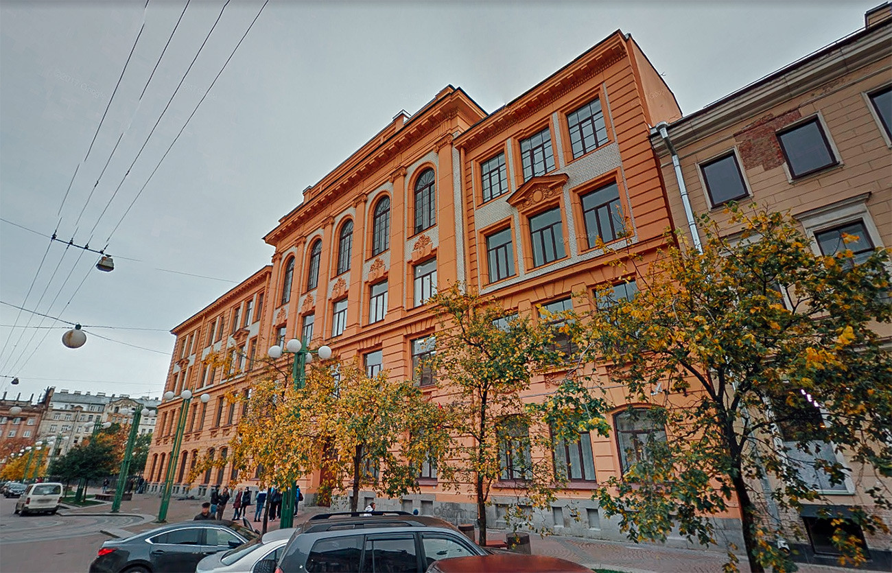 Mokhovaya Street, 26