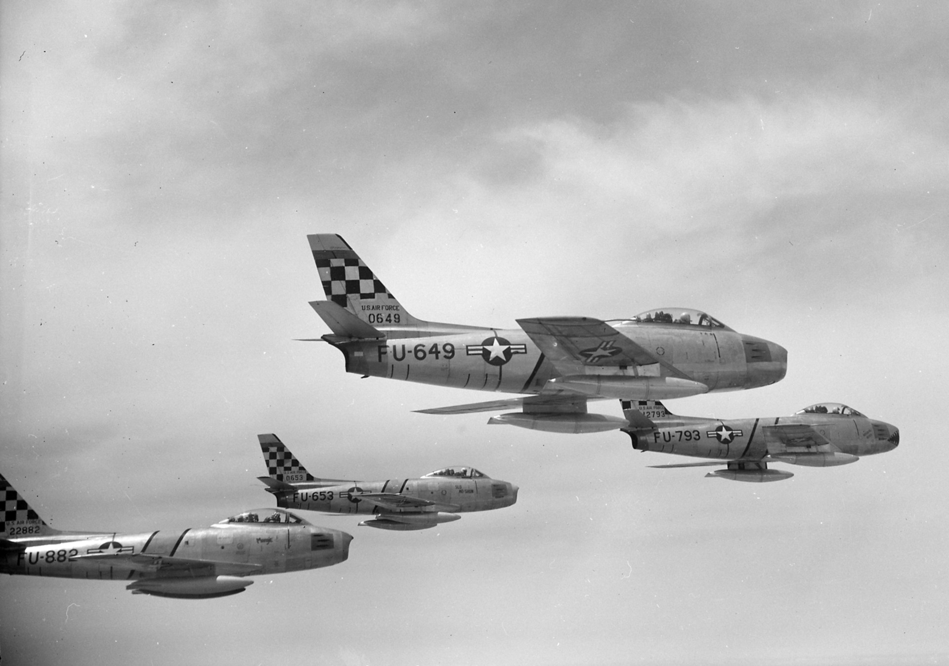 Cuatro cazas F-86E Sabre de la Fuerza Aérea de EE UU sobre Corea, el 22 de mayo de 1953.