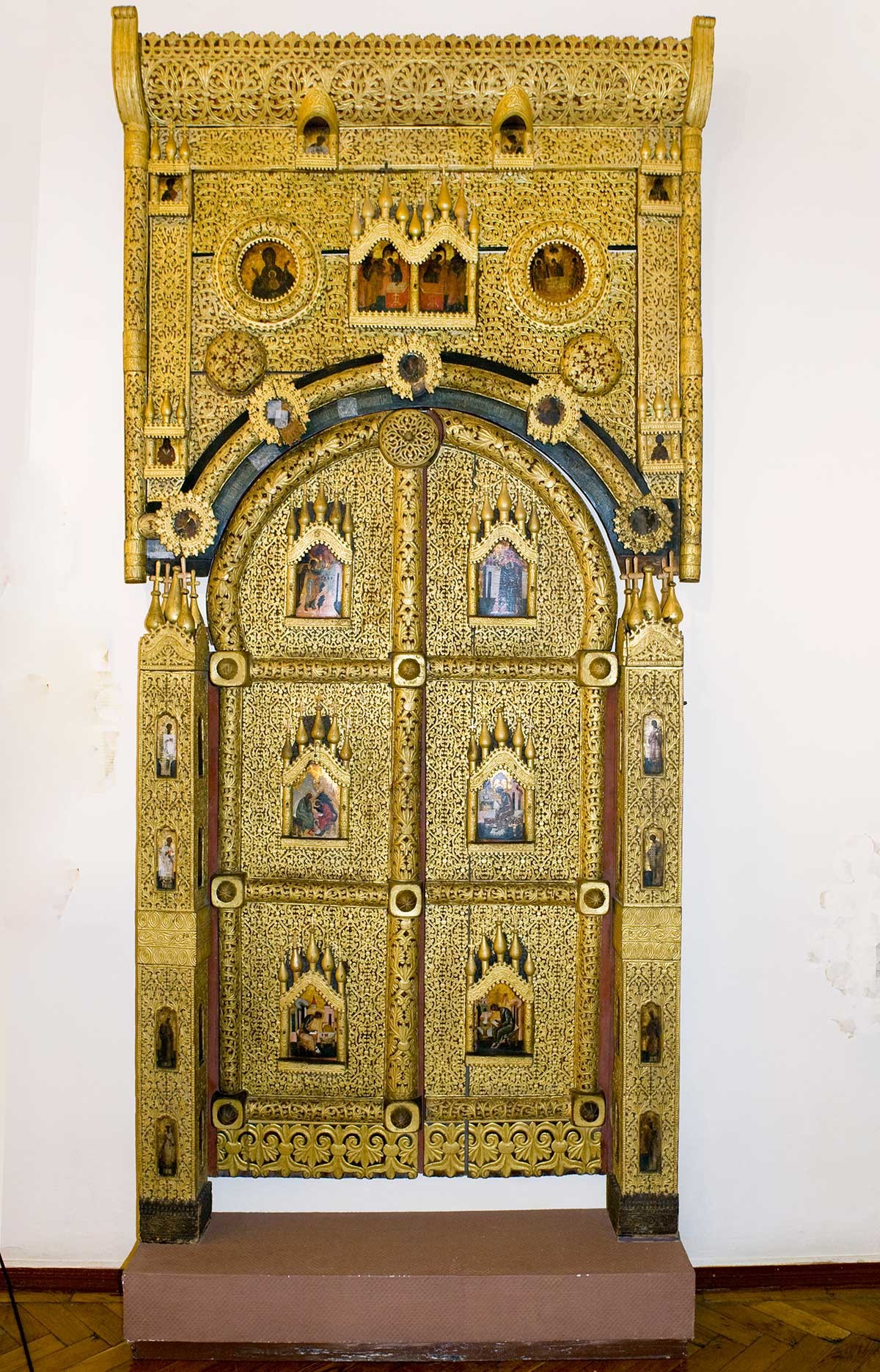 Rostov Kremlin Museum. Original mid-16th century icon screen carved Royal Gate placed in Church of St. John in late 17th-century. July 5, 2019