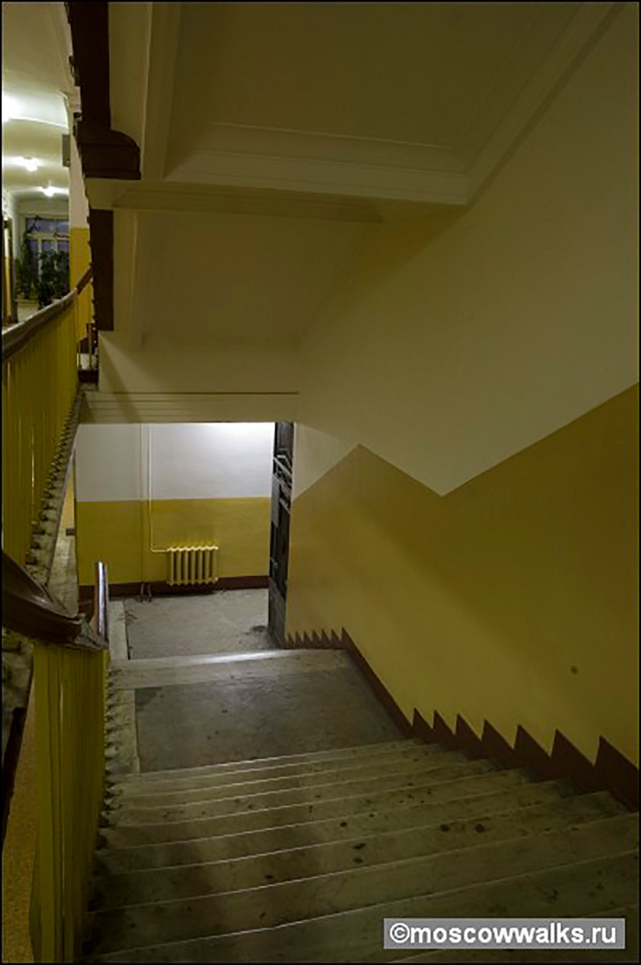 Kuća Nirnzejea, stepenište.
