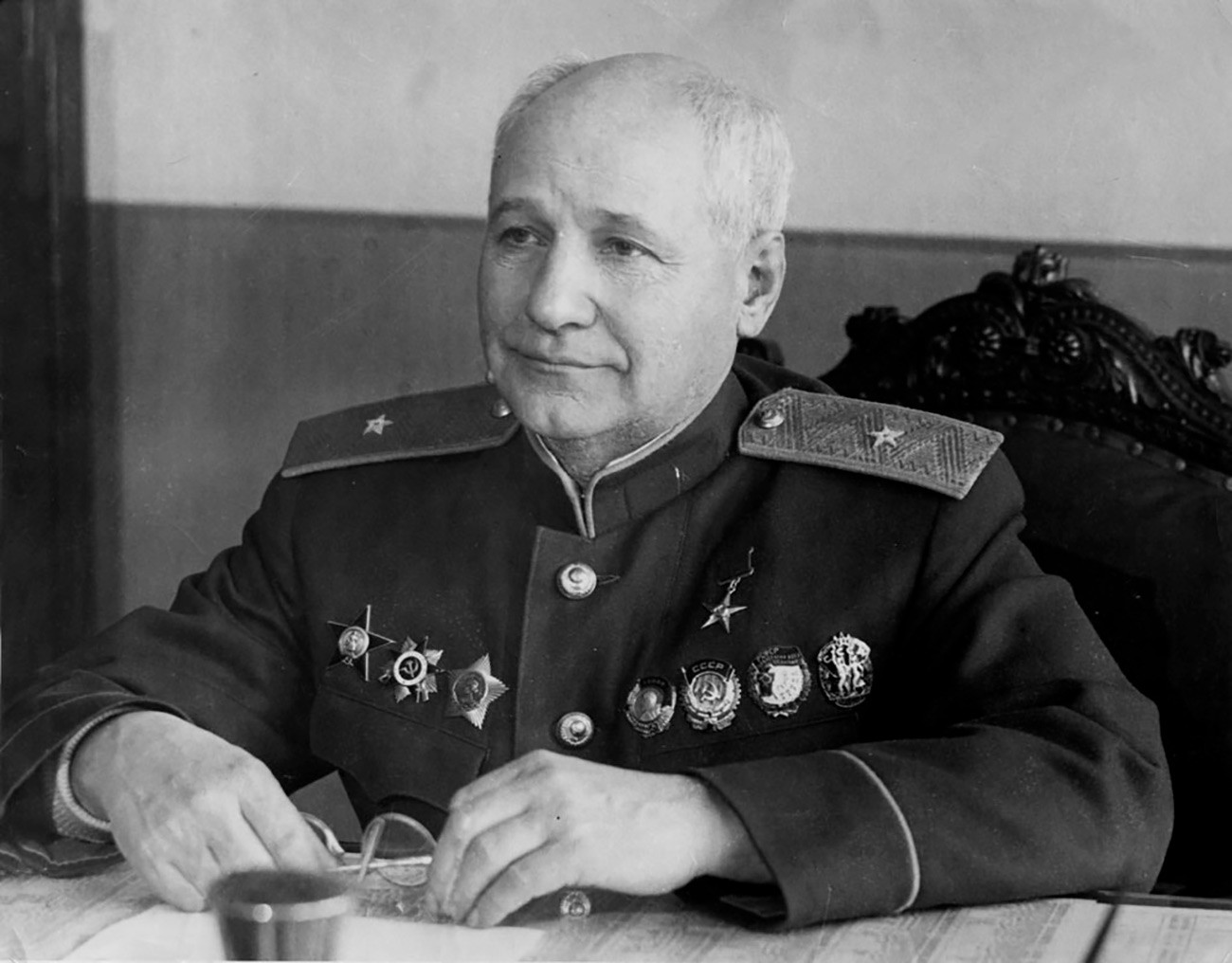 Генерал-мајор ваздухопловно-техничке службе  Андреј Николајевич Тупољев.