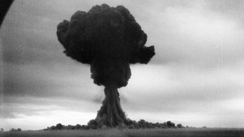 Првата советска атомска бомба беше тестирана на 29 август 1949 година на полигонот Семипалатинск (Казахстан)