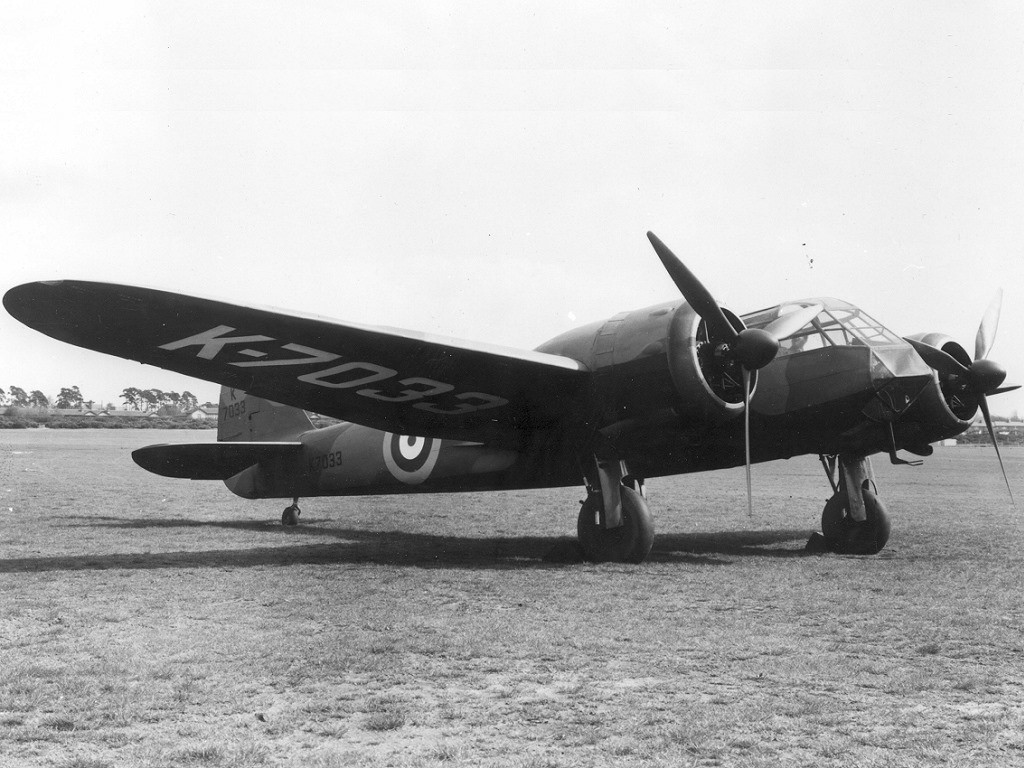 Britanski bombnik Blenheim, ki bi moral vršiti bombardiranje



