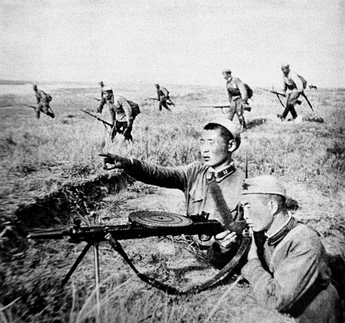 Mongolen kämpfen am Chalchin Gol.