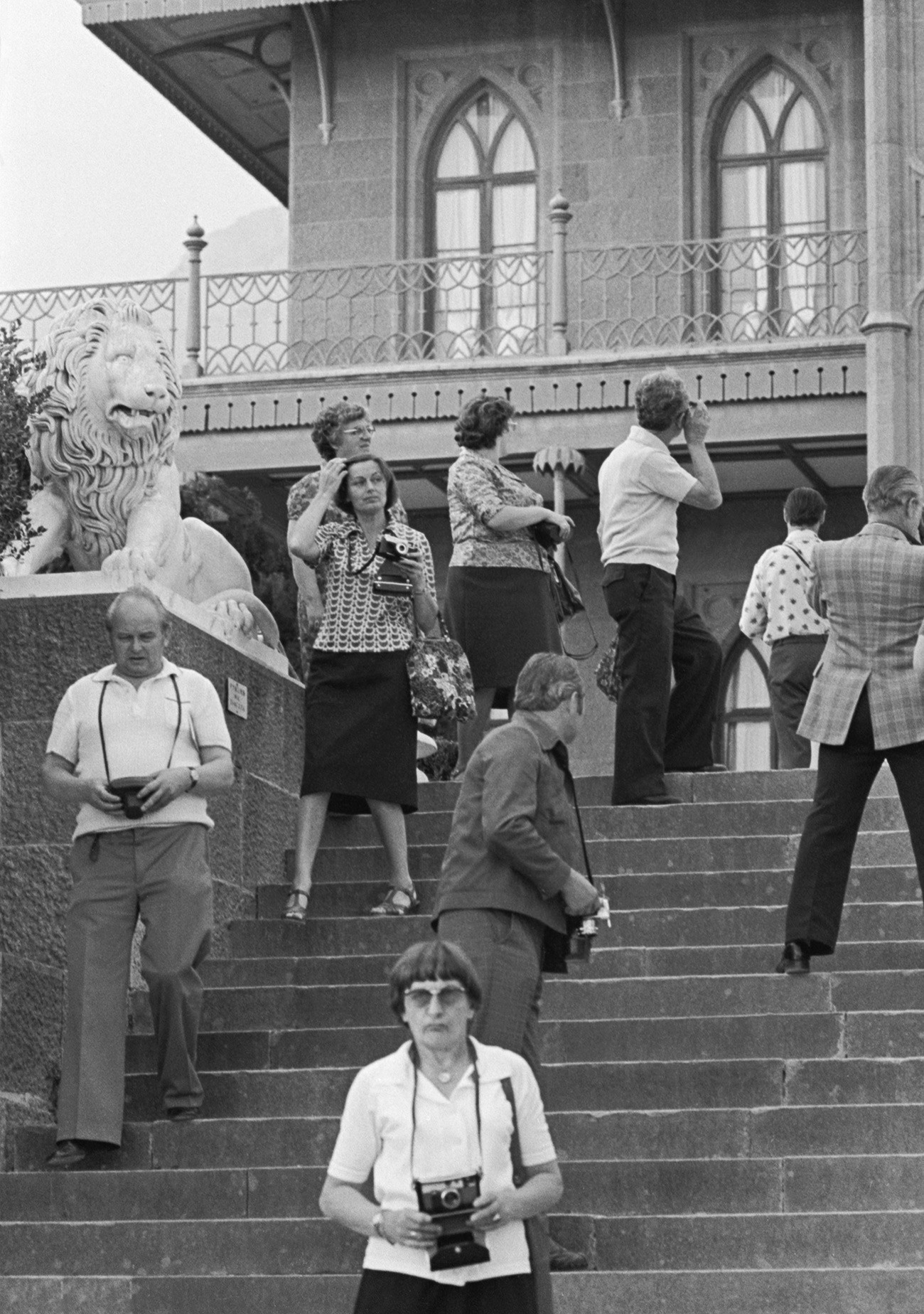 A group of tourists from the GDR in Alupka, Crimea. 1977