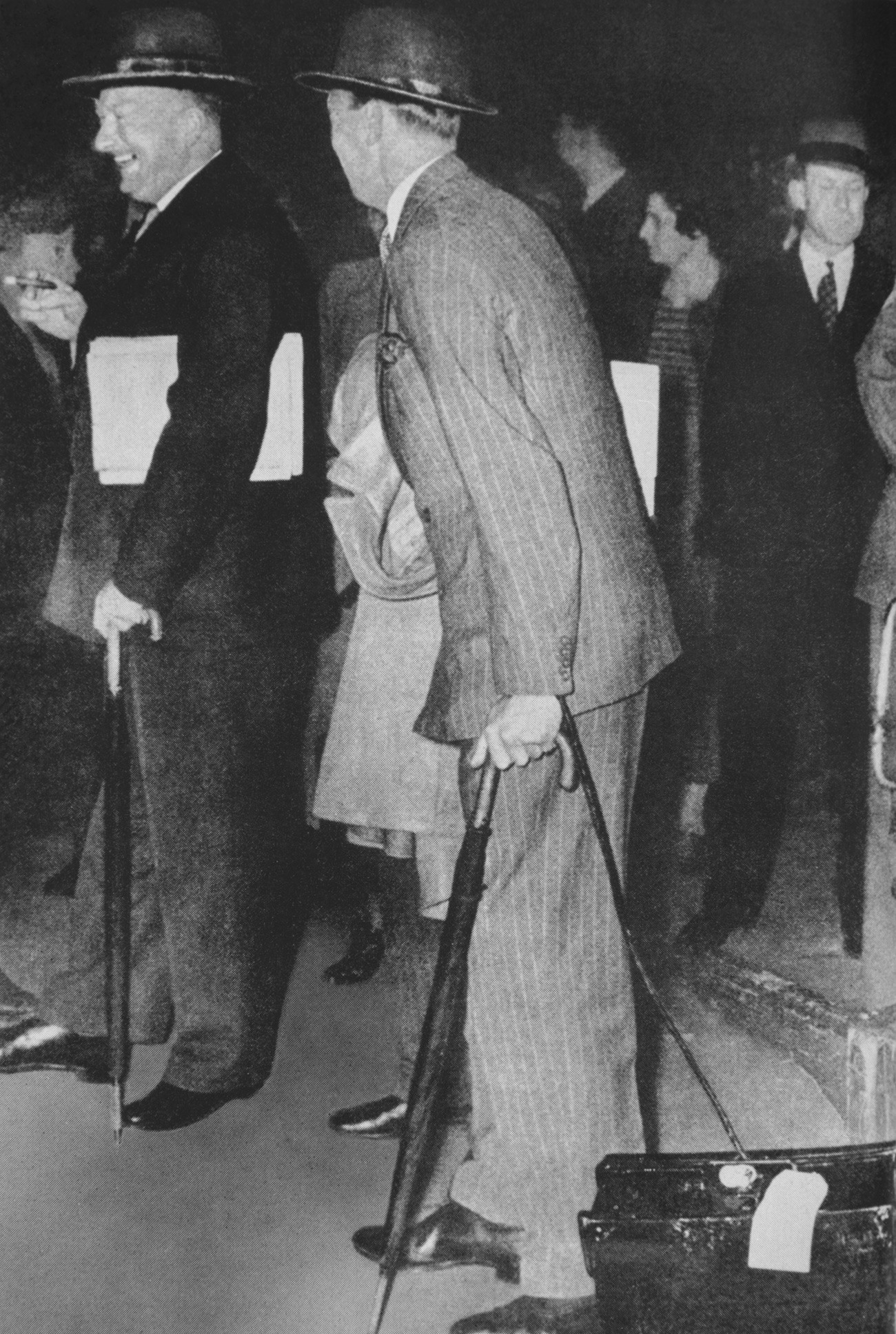 Début août 1939, des missions militaires anglaises et françaises arrivent à Moscou pour négocier avec l'Union soviétique. La photo montre l'amiral Sir Reginald Drax et le général Aimé Doumenc.