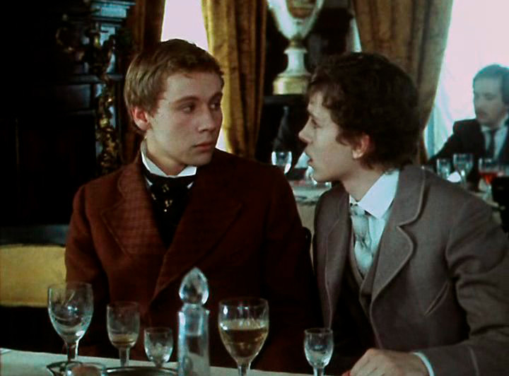 Cena da adaptação soviética de ‘O adolescente’ para o cinema, de 1983.
