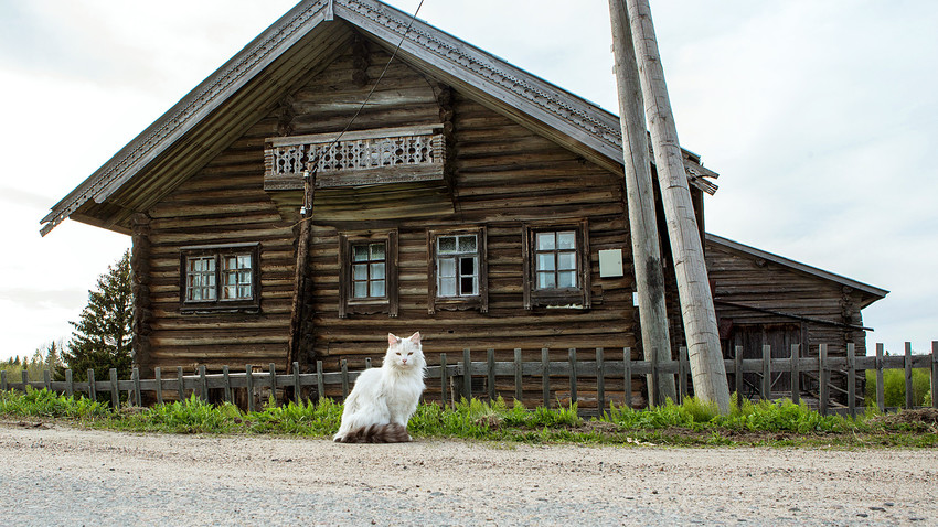 A wooden house in the village of Kinerma, Karelia.