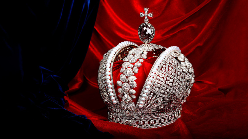 En la cabeza de lápiz Firmar 5 datos poco conocidos sobre la Gran Corona Imperial, la posesión más  preciada de los Romanov - Russia Beyond ES
