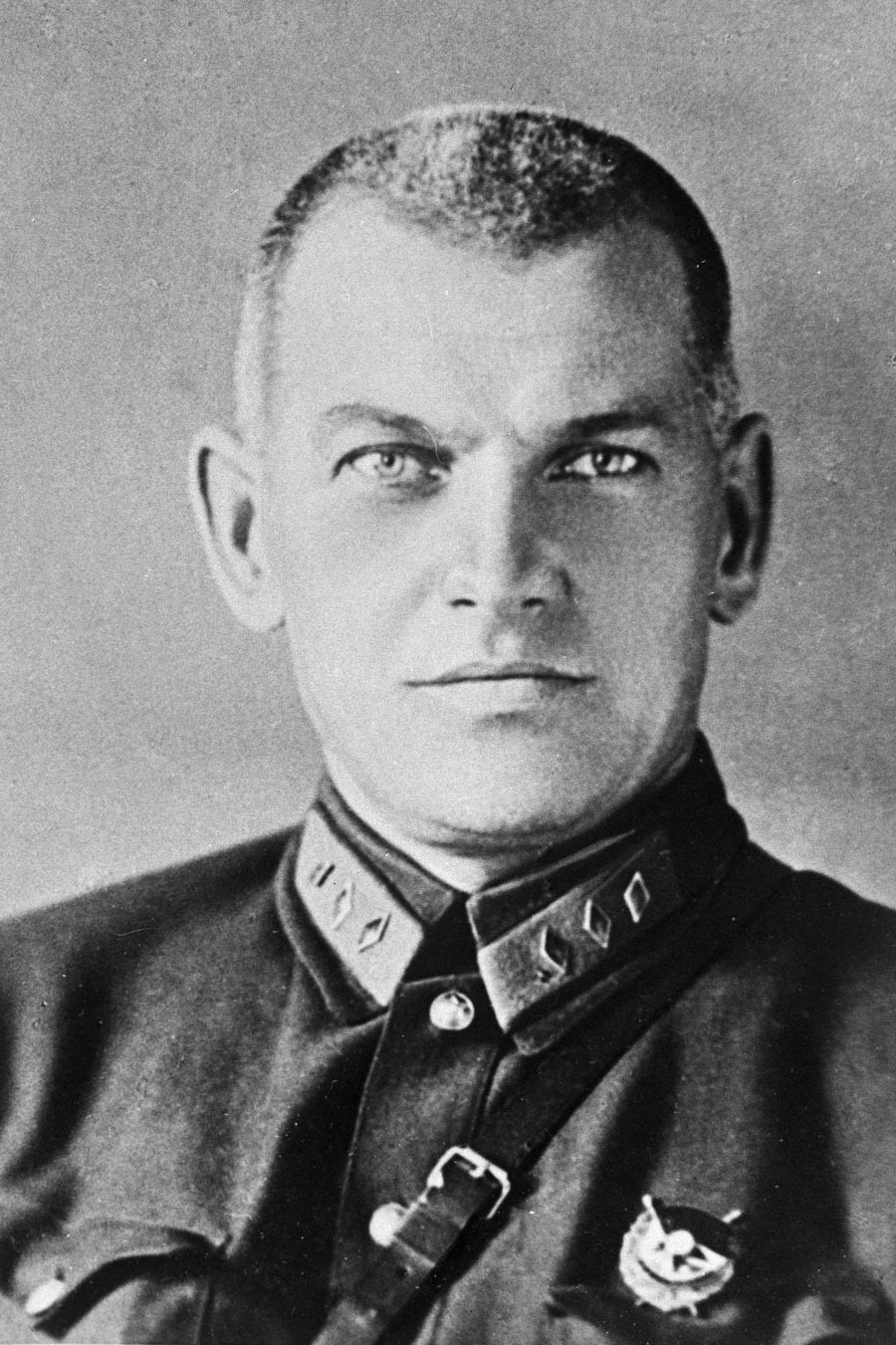 Jānis Bērziņš, oče sovjetske vojaške obveščevalne službe, eden od mnogih Latvijcev, ki so imeli visoke položaje v mladi sovjetski državi
