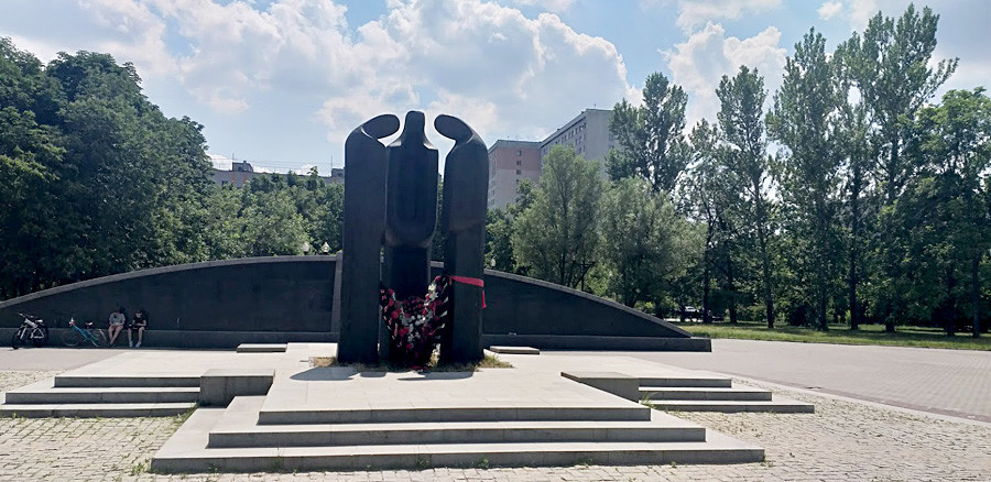 “Monumento aos que permaneceram sem sepultamento”, Moscou