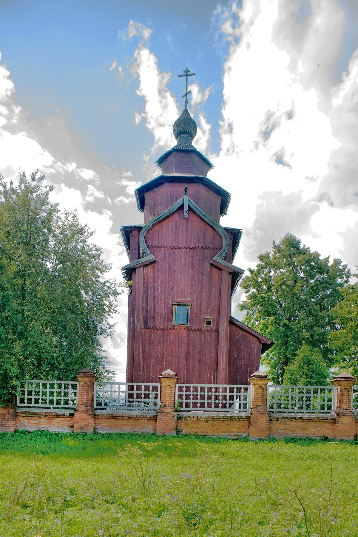 Chiesa di San Giovanni il Teologo sull’Ishnja. Vista est. 8 luglio 2019