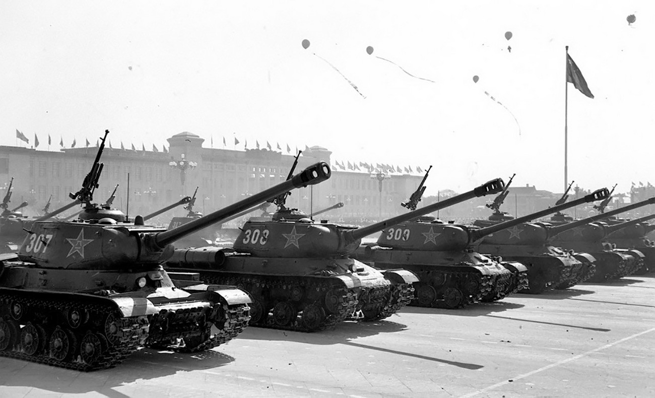 IS-2 during China Anniversary Parade.