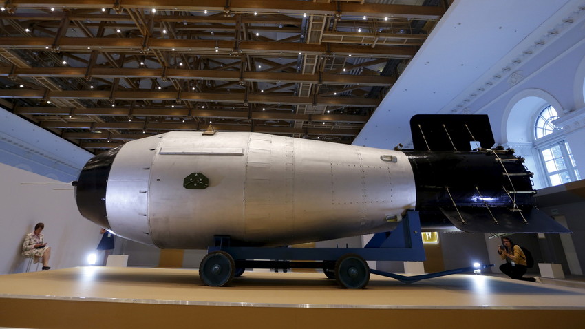 Реплика руске термонуклеарне бомбе АН602 („Цар-бомба“), 31. август 2015, Москва, Русија.
