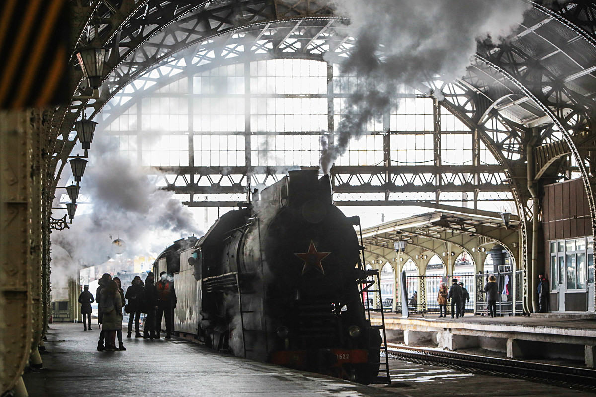 A vintage steam train at Detskoselskaya station. 