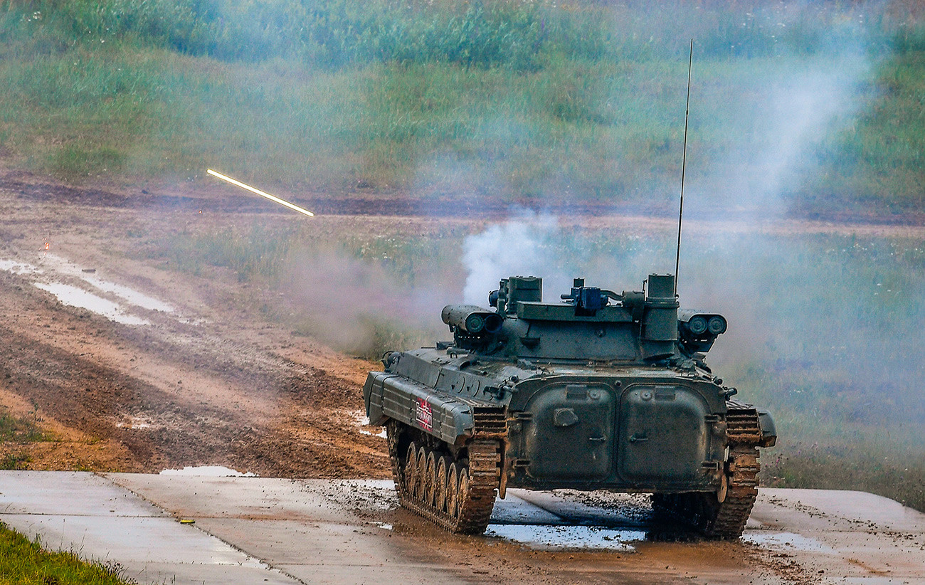 O BMP-2M equipado com o módulo Berejok no campo militar de Alabino durante o fórum internacional Army-2019.