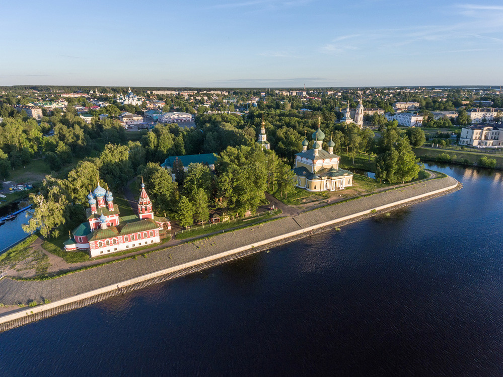 Kremlin d'Ouglitch, région de Iaroslavl – Cathédrale de la Transfiguration, église Prince-Dimitri-sur-le-Sang-Versé