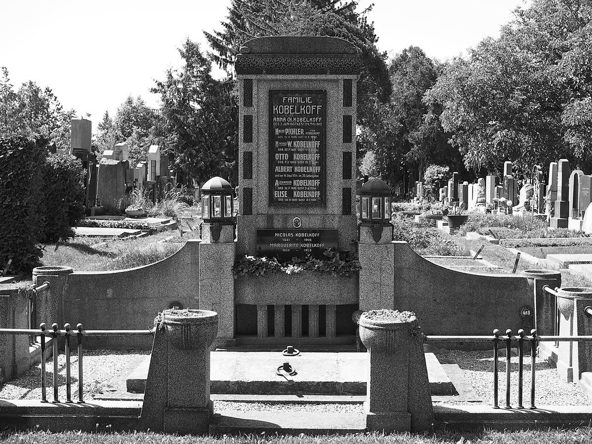 La tombe de la famille Kobelkoff au cimetière central de Vienne