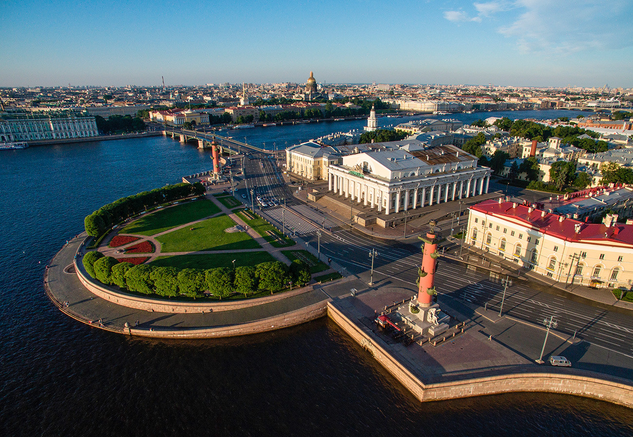 Ушће Васиљевског острва у Санкт Петербургу