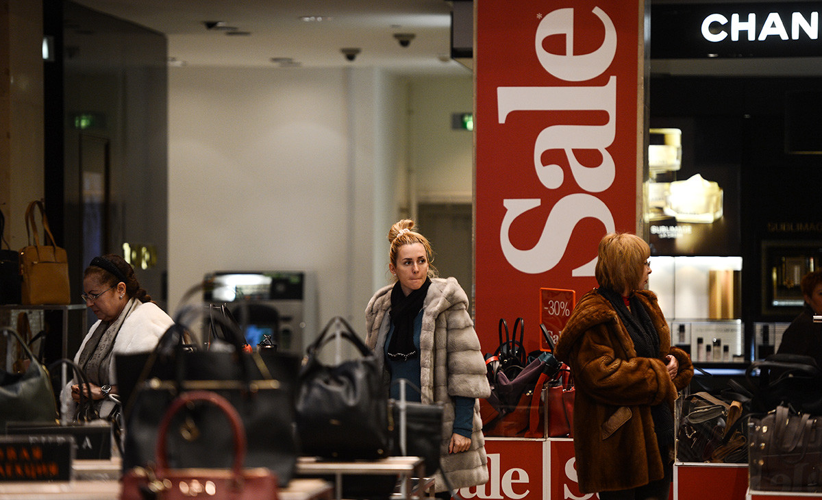 During the winter sales at the Central Department Store (TsUM), Moscow